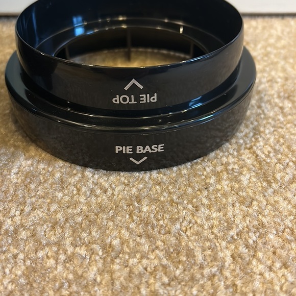 Brand new Dash pie maker - Picture 4 of 4